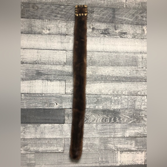 Genuine mink belt with beautiful gold buckle - Picture 2 of 6